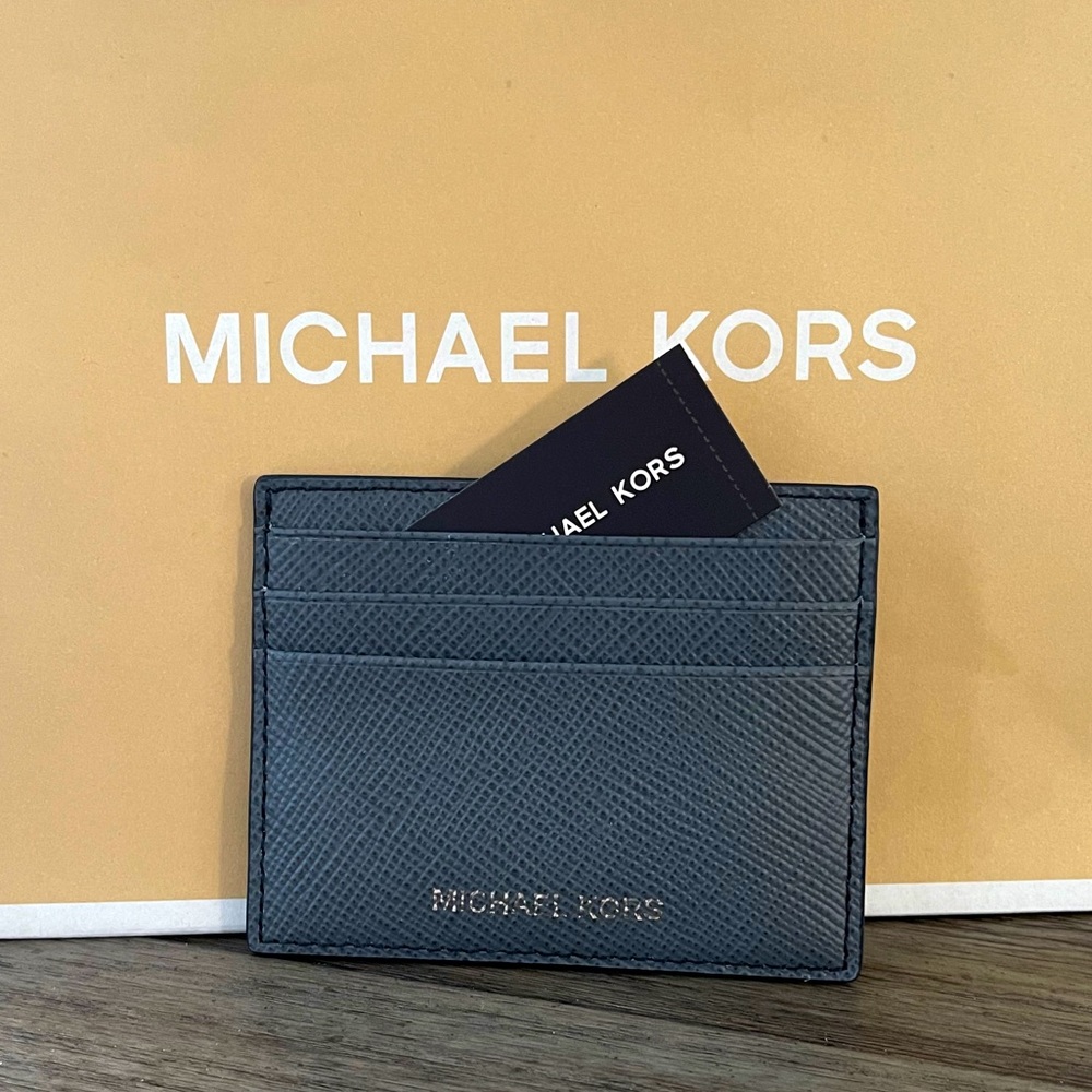 *SOLD! NEW Michael Kors Card Holder - Gray